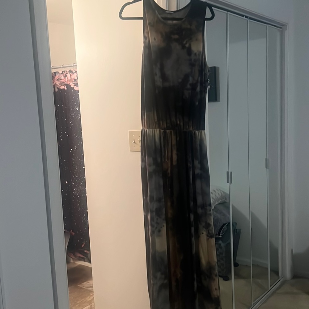 Maxi dress. Worn once. Soft buttery fabric